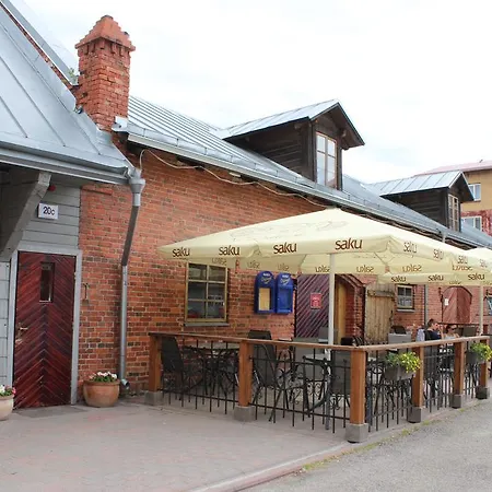 אורחן Moisa Ait *